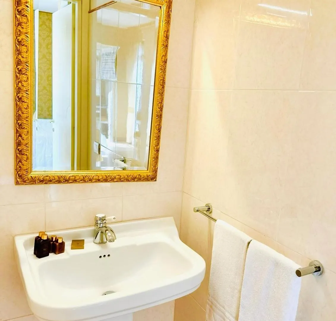 Residenza Fiore Venedik Konukevi